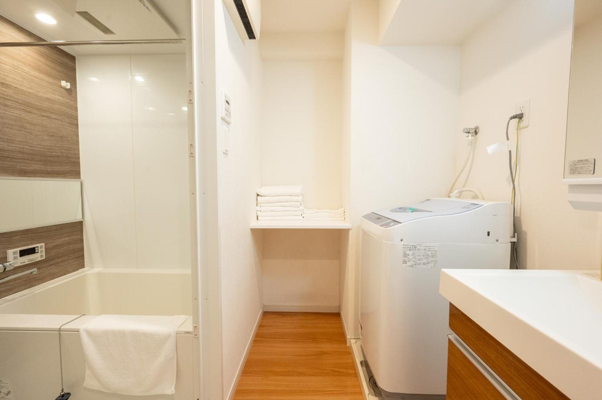 Residence Hotel Hakata 8 Fukuoka  Bagian luar foto